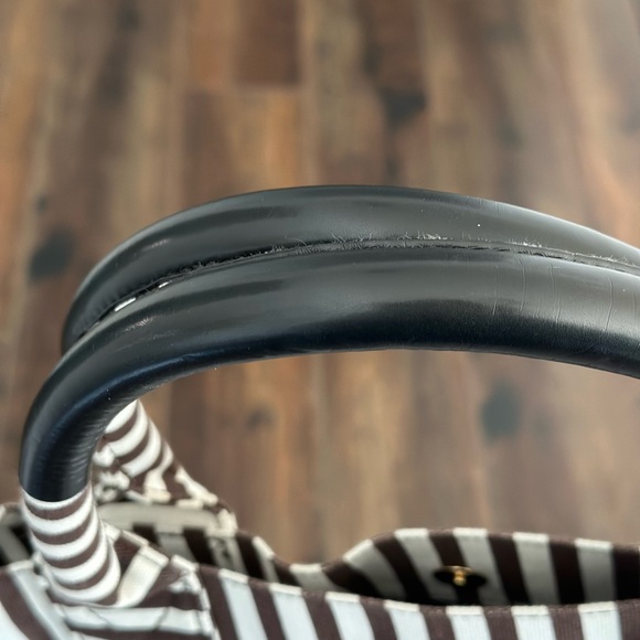 Henri Bendel Striped Weekender X-Large Tote NWOT - Picture 13 of 15